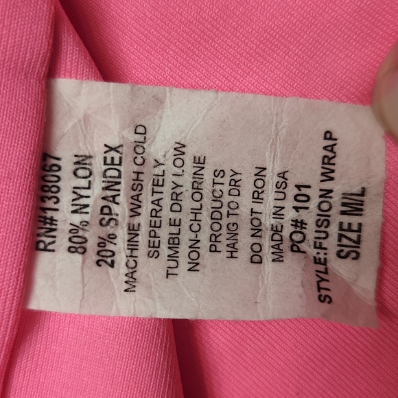 NWOT hot pink belt fanny pack - Picture 8 of 8